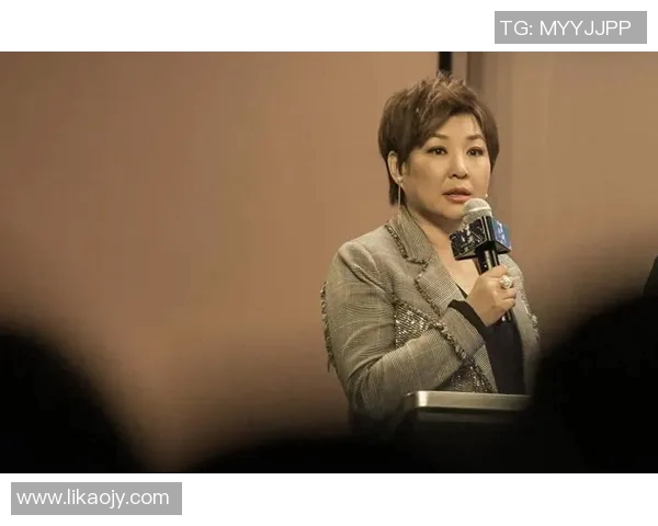 电竞传奇李静专访回顾英雄联盟发展历程与个人成长故事